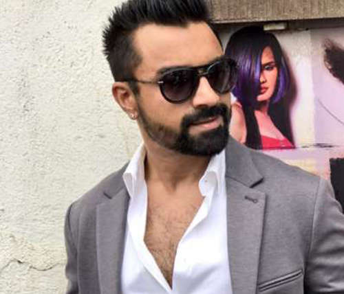 Ajaz Khan